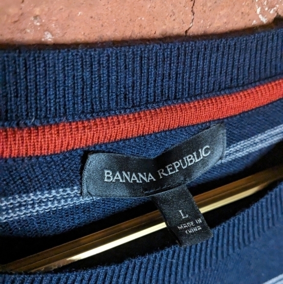 Banana Republic Large Navy w/‎ White Stripes Crewneck Pullover Sweater - Picture 3 of 10